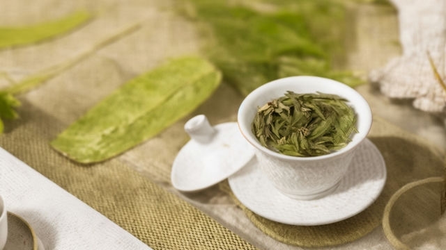 霍山黄芽与安吉白茶原产地对比揭秘 一斤300元的价值背后有何秘密