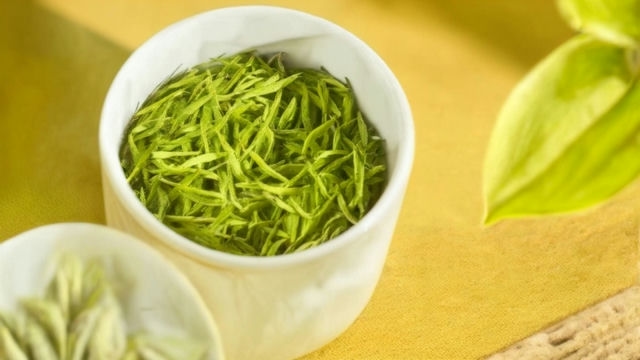 君山银针泡茶技巧解密：掌握正确泡茶时间，品味香气与韵味的黄金比例